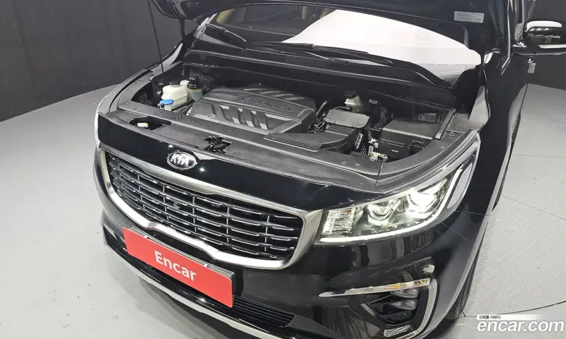 Kia Carnival (Canival)