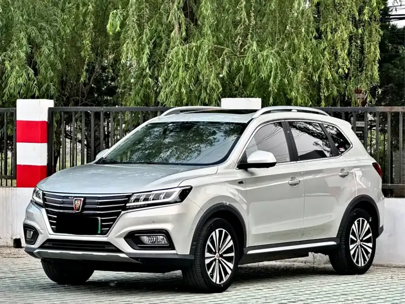 Roewe MG HS PHEV (RX5 New Energy)