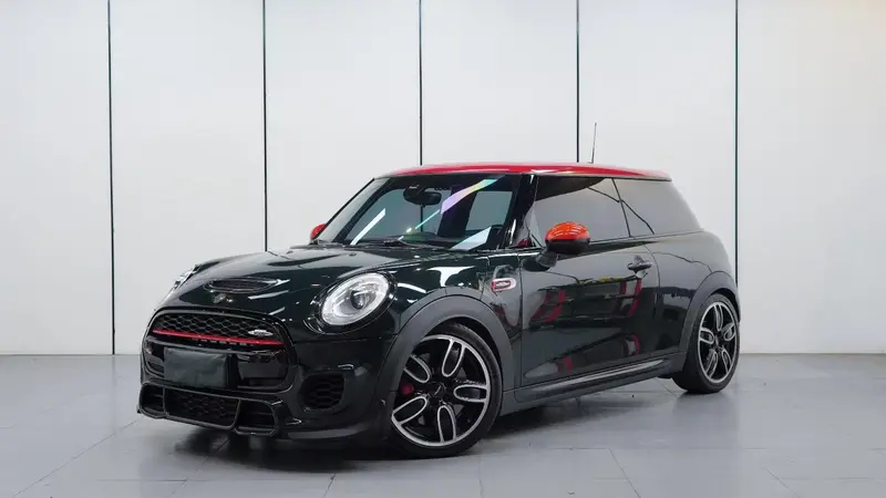MINI JCW