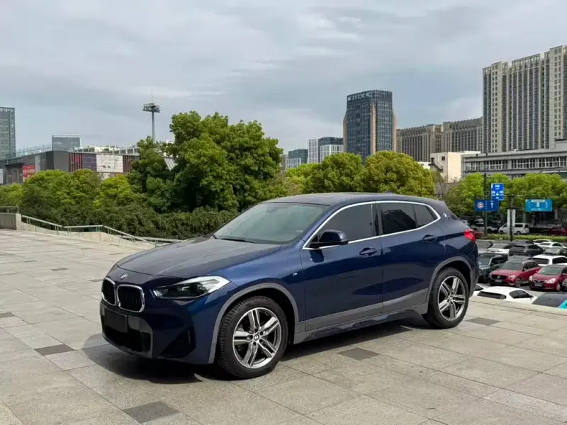 BMW X2