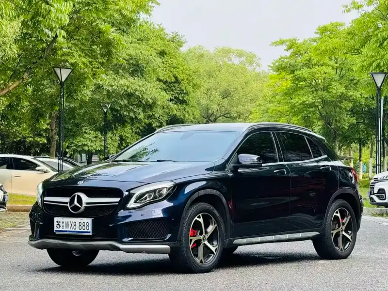 Mercedes-Benz GLA