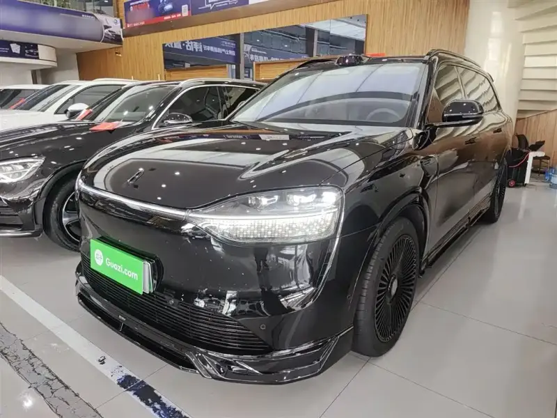 AITO M9