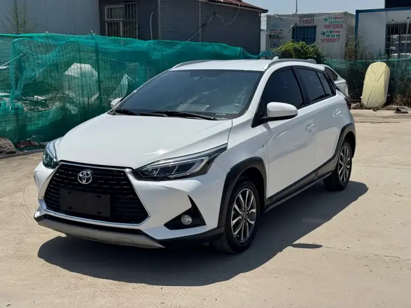Toyota Yaris L