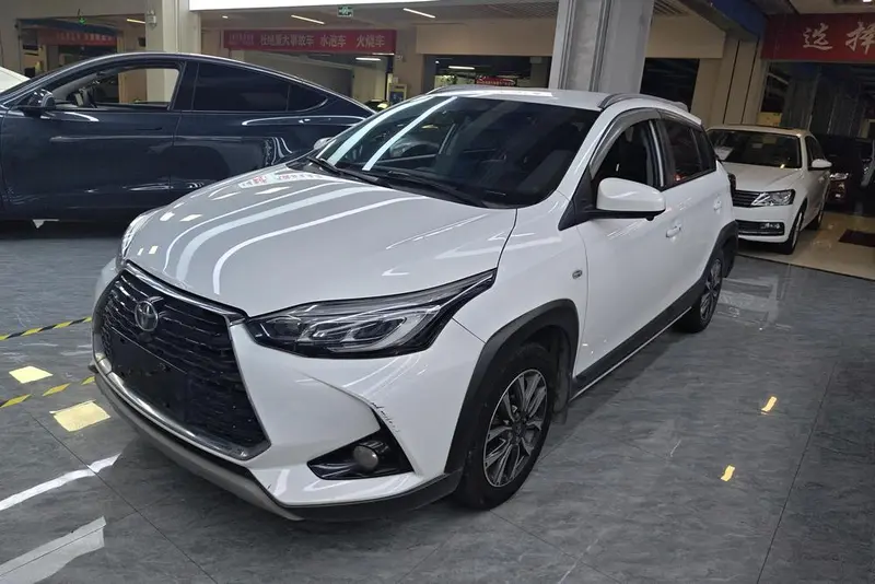 Toyota Yaris L