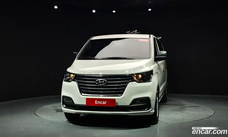 Hyundai H-1