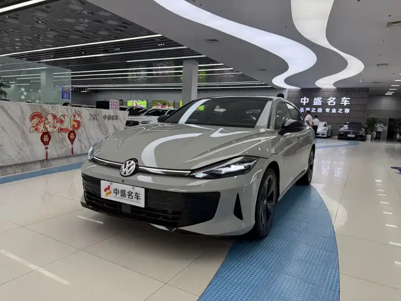 Volkswagen Lamando
