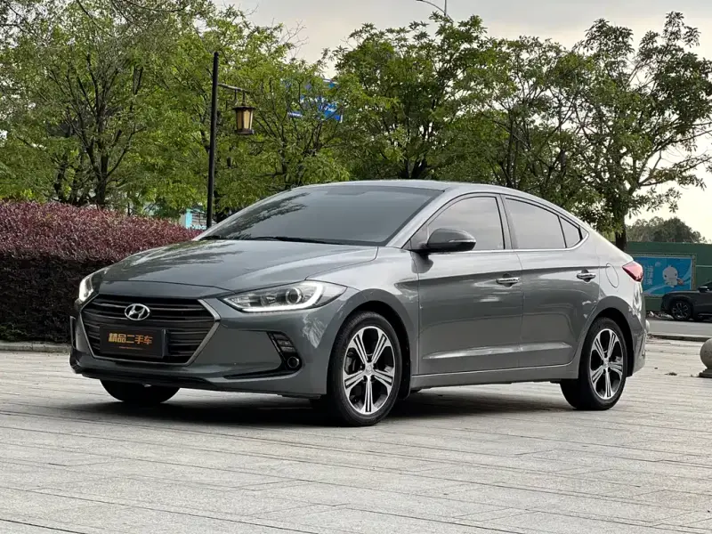 Hyundai Elantra