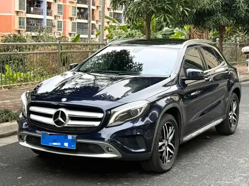 Mercedes-Benz GLA