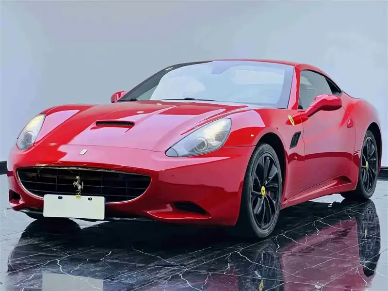 Ferrari California T