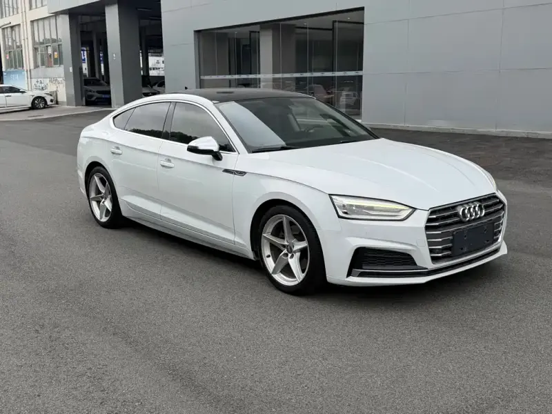 Audi A5 (Import)