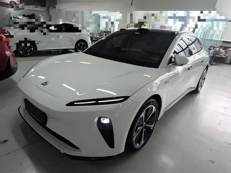 NIO ET5T