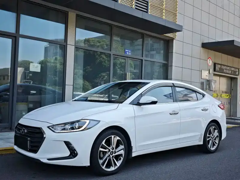 Hyundai Elantra
