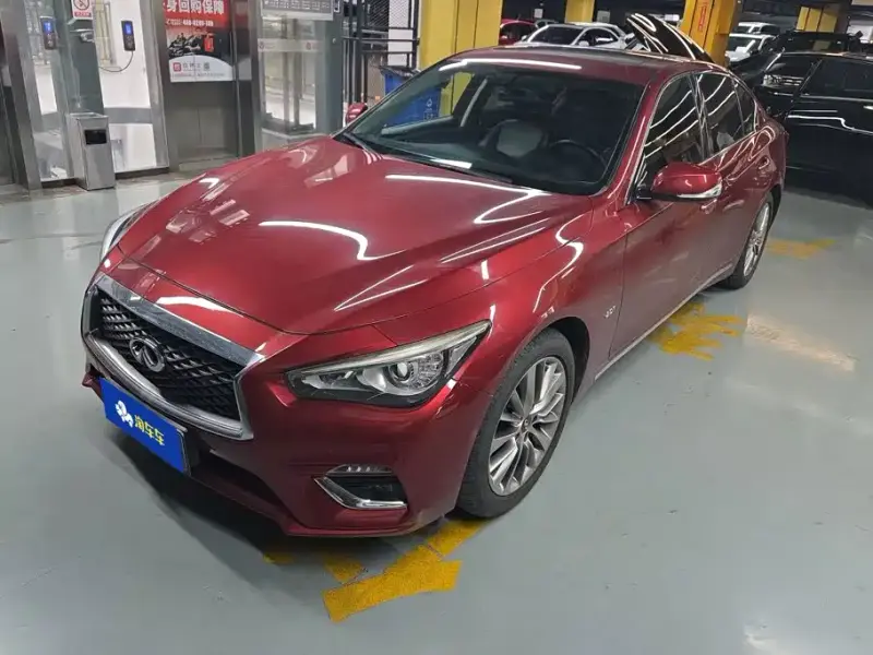 Infiniti Q50L