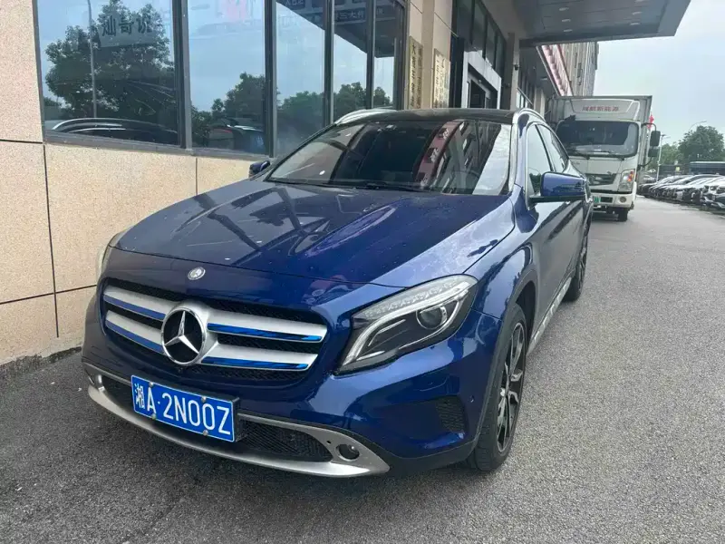 Mercedes-Benz GLA