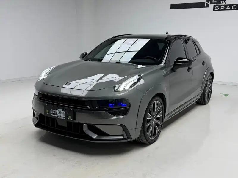 Lynk & Co 02 Hatchback