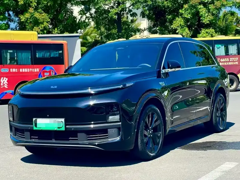 Li Auto L8