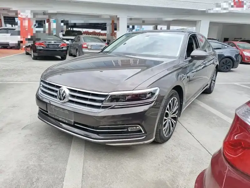 Volkswagen Phideon