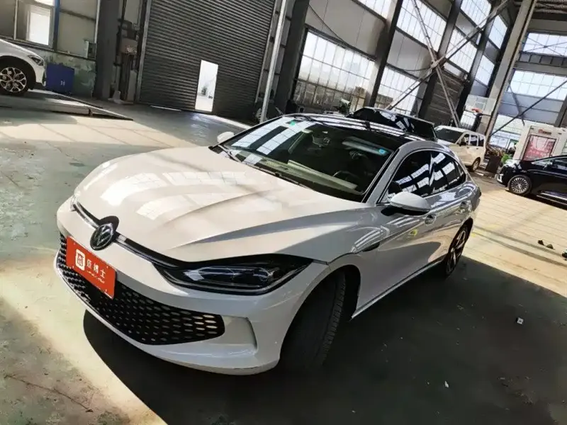 Volkswagen Lamando