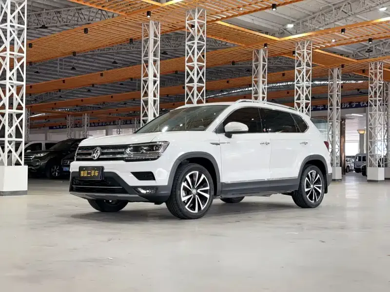 Volkswagen Tharu