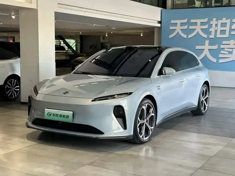 NIO ET5T