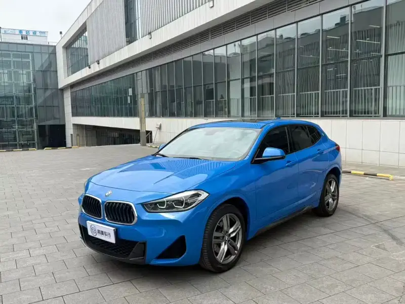 BMW X2