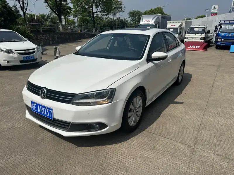 Volkswagen Sagitar