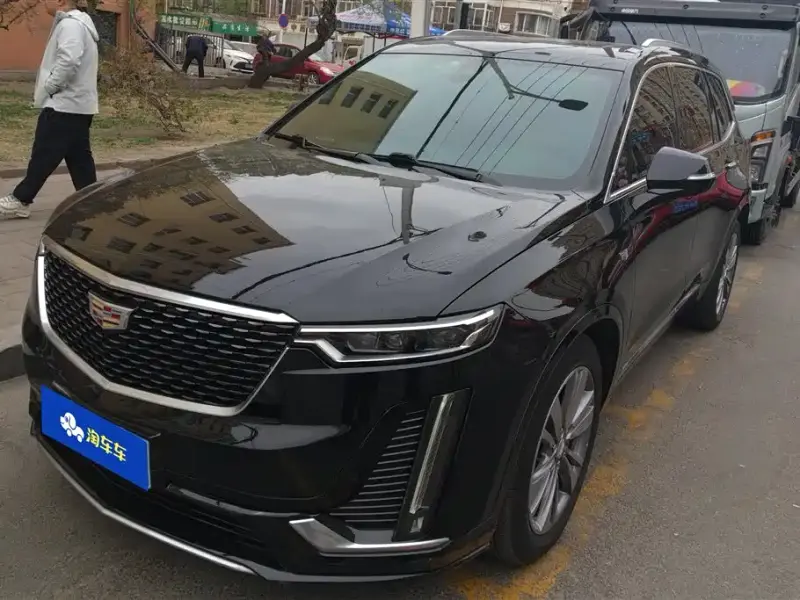 Cadillac XT6