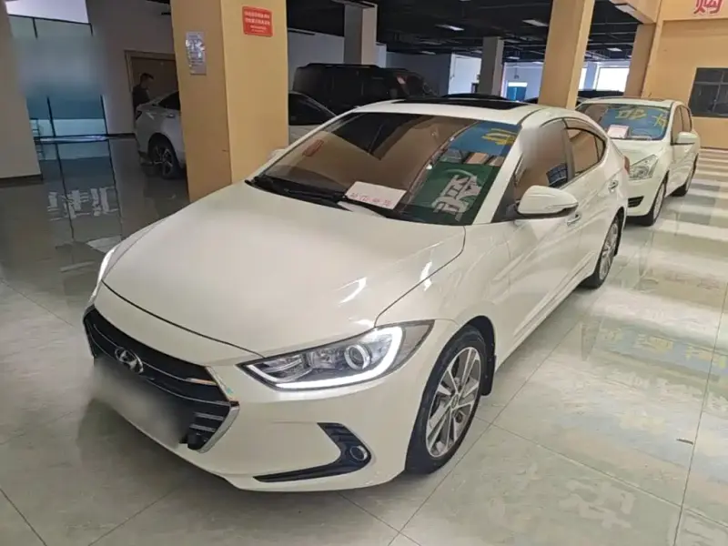 Hyundai Elantra