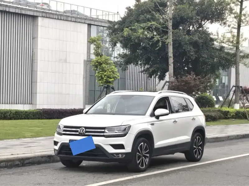 Volkswagen Tharu