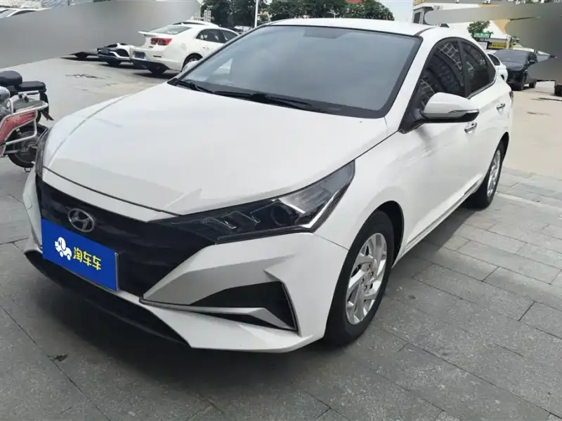 Hyundai Verna