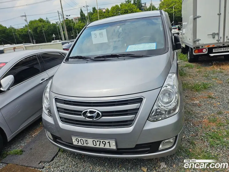 Hyundai H-1