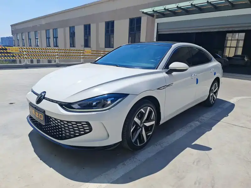 Volkswagen Lamando