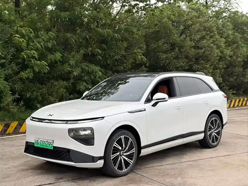 XPeng G9