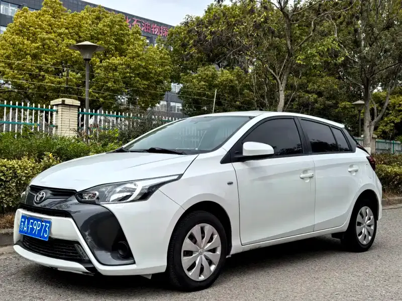 Toyota Yaris L