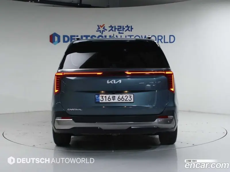 Kia Carnival (Canival)