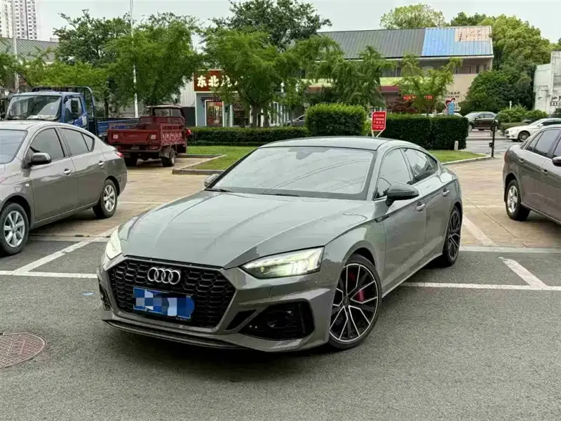 Audi A5 (Import)