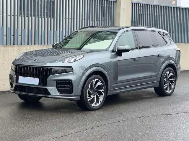 Lynk & Co 09 EM-P