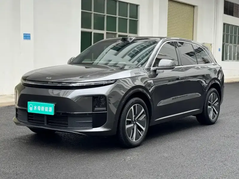 Li Auto L6