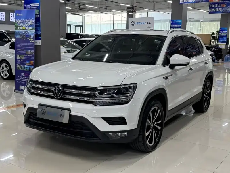 Volkswagen Tharu