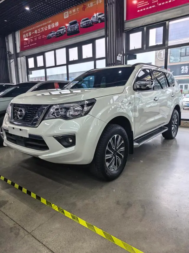 Nissan Terra