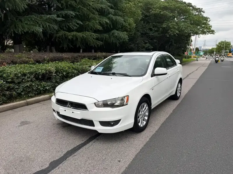Mitsubishi Lancer EX