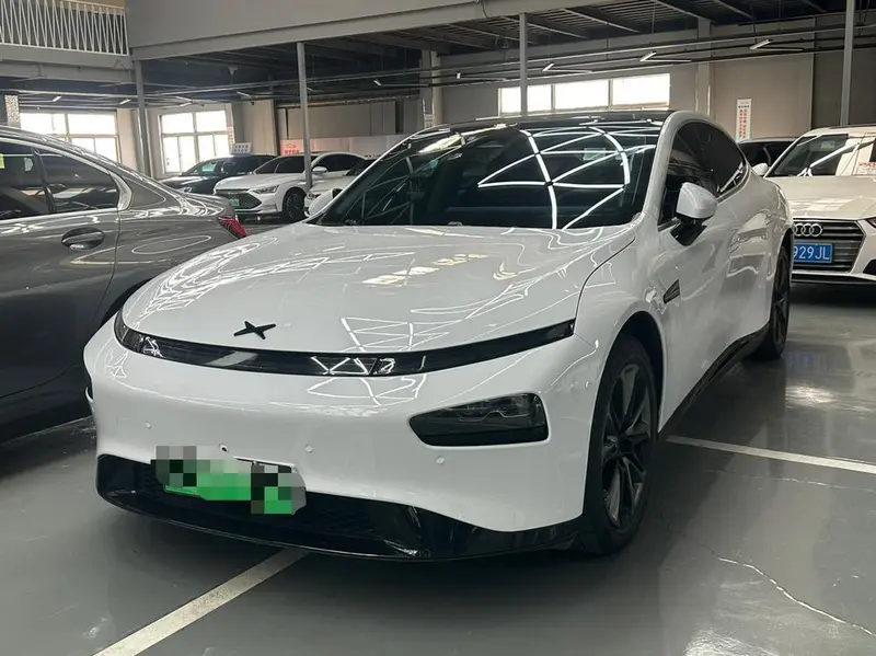 XPeng P7