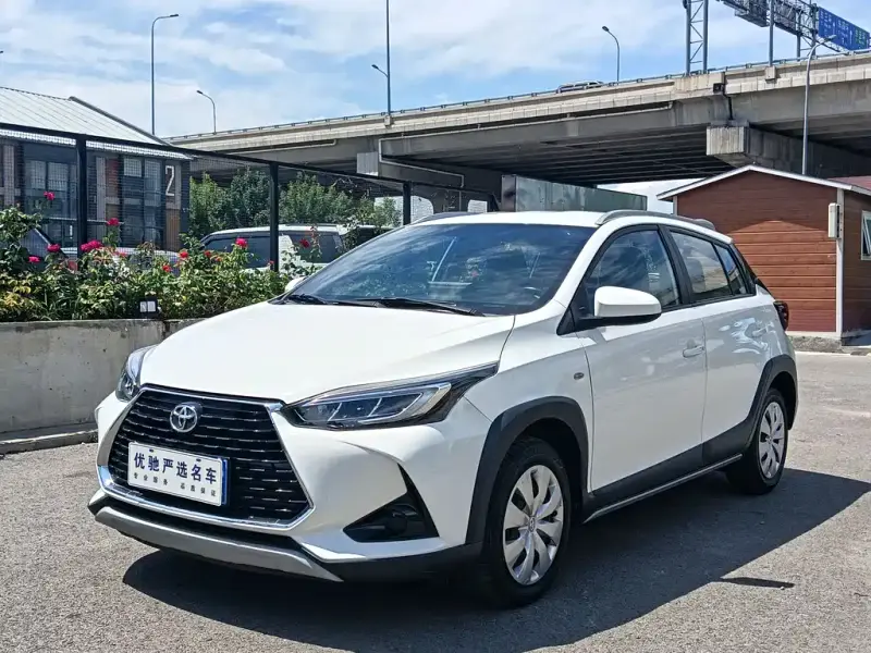 Toyota Yaris L