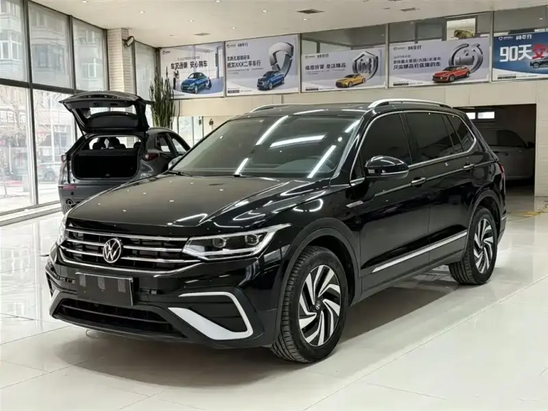 Volkswagen Tiguan L