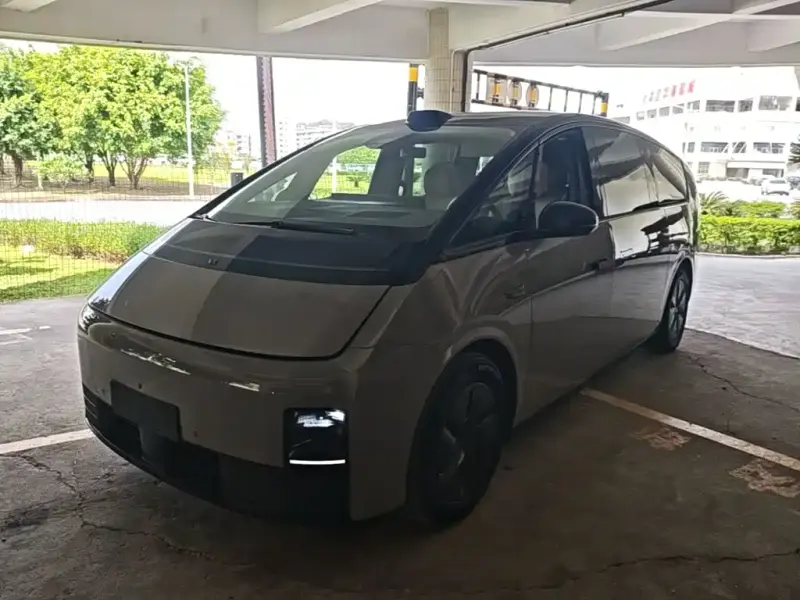 Li Auto MEGA