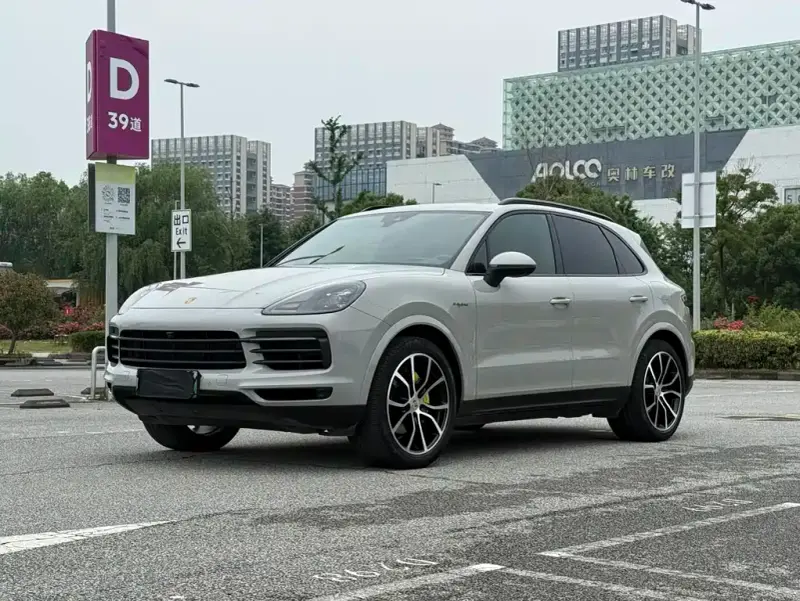 Porsche Cayenne Hybrid