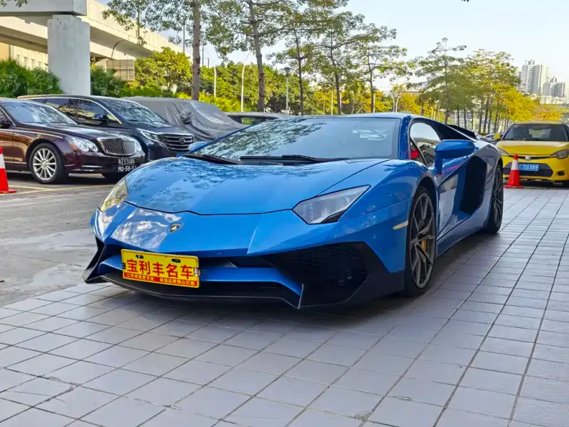 Lamborghini Aventador