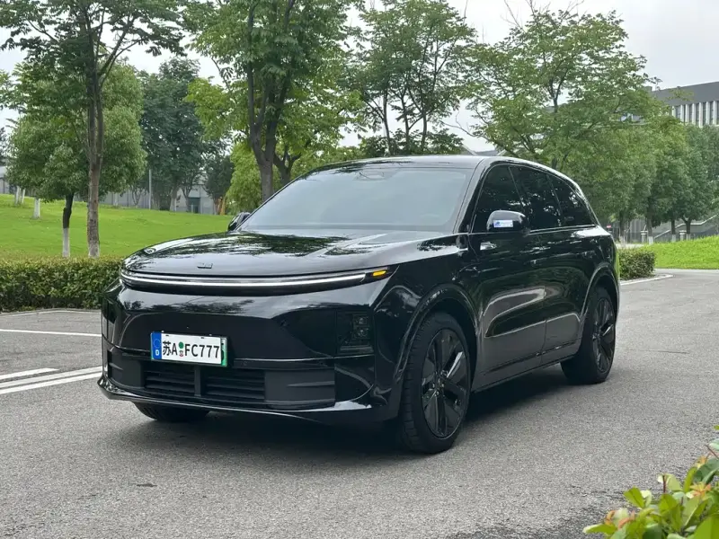 Li Auto L6