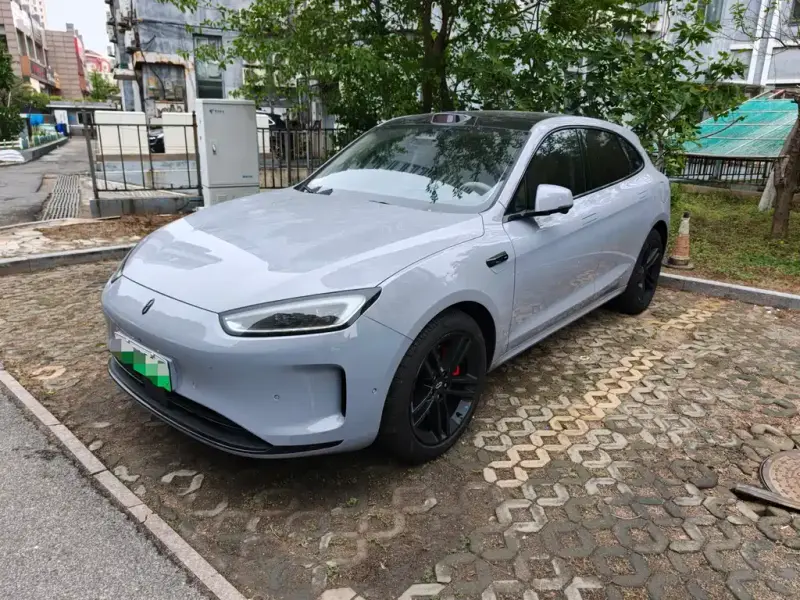 AITO M5