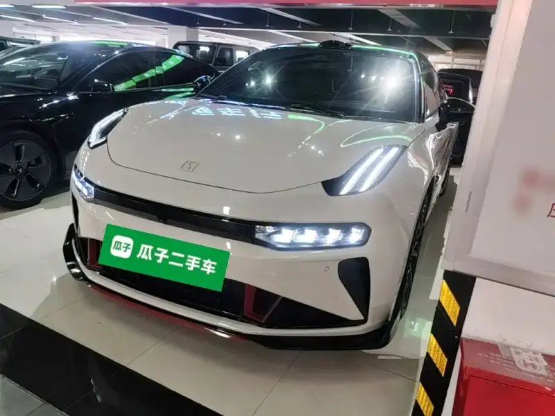 Zeekr 001